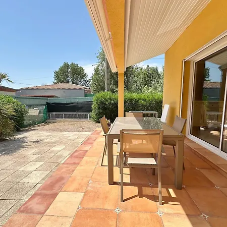 Ferienhaus Pavillon T3 Avec Jardin Et Piscine A - Fr-1-781-107